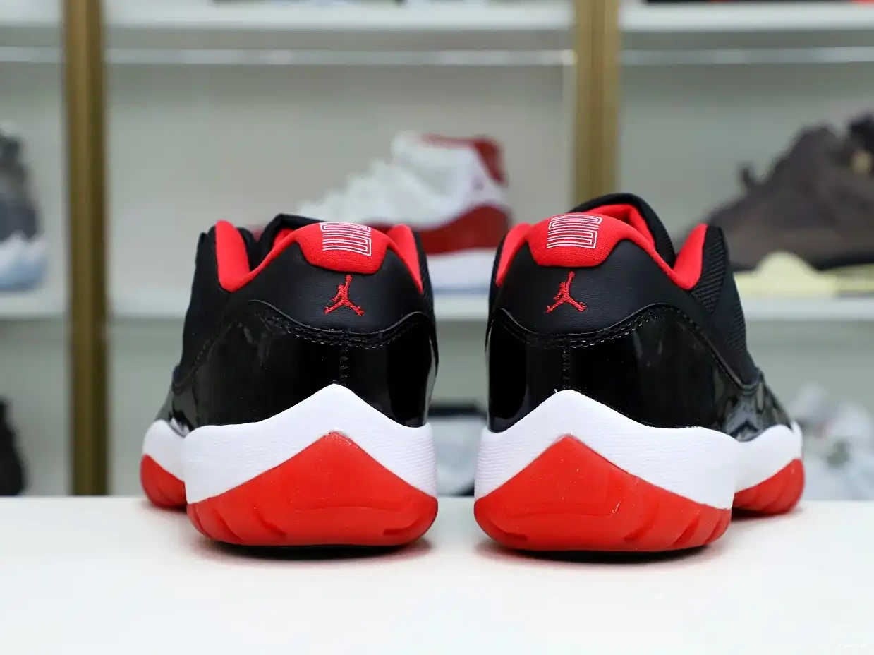 JORDAN LOW AIR RETRO BRED 11 0430